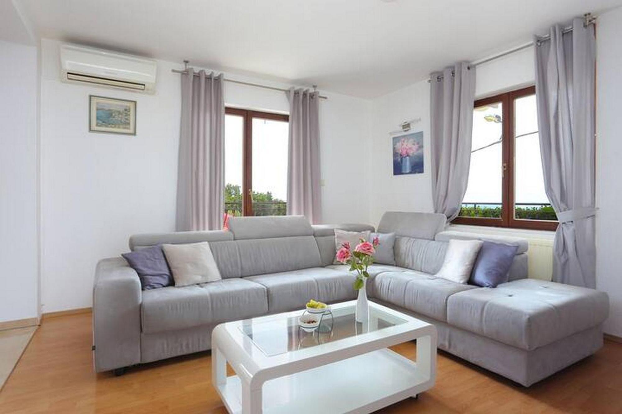 Holiday Home Mons Aureus Gornje Sitno Экстерьер фото