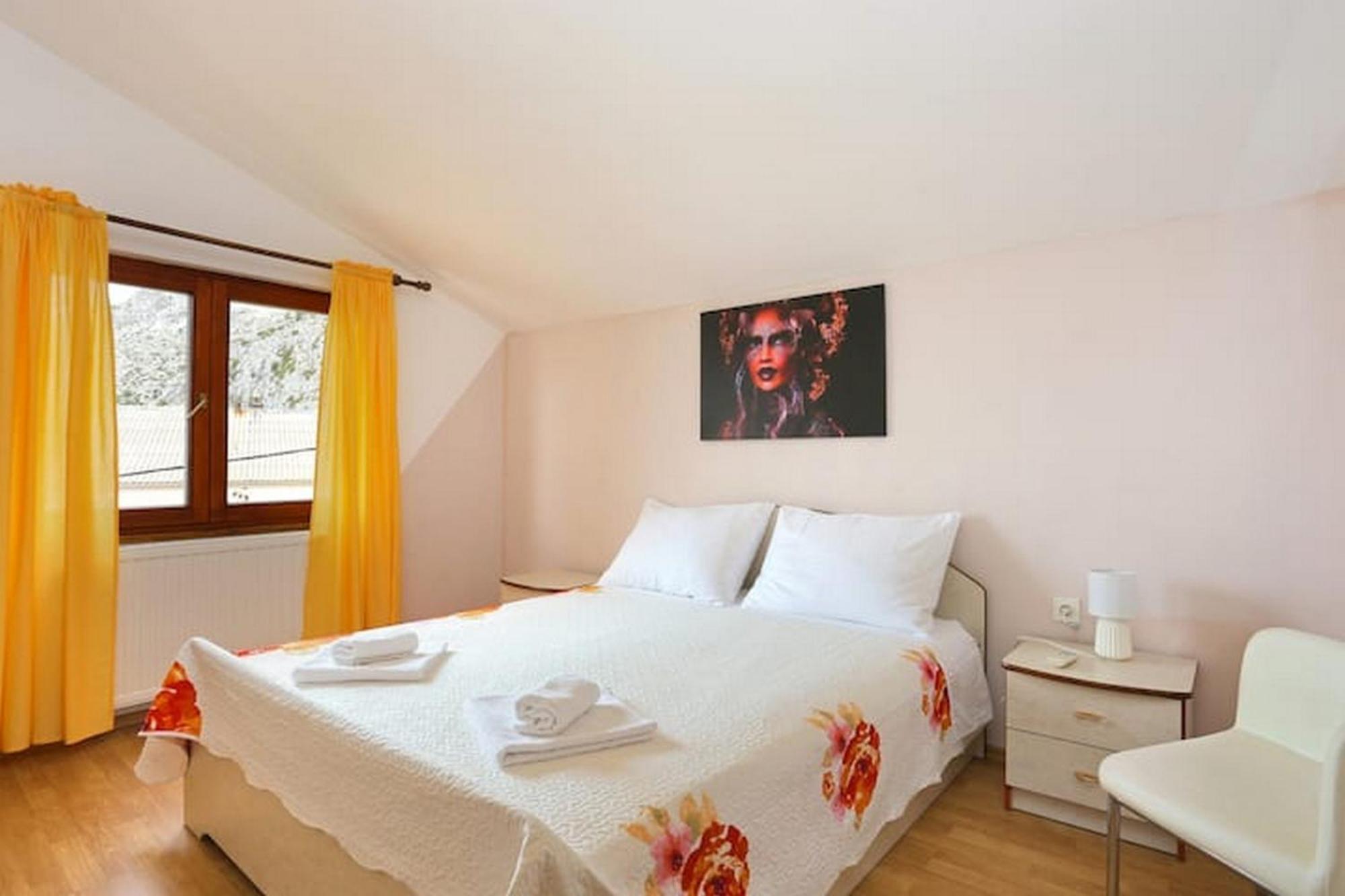 Holiday Home Mons Aureus Gornje Sitno Экстерьер фото