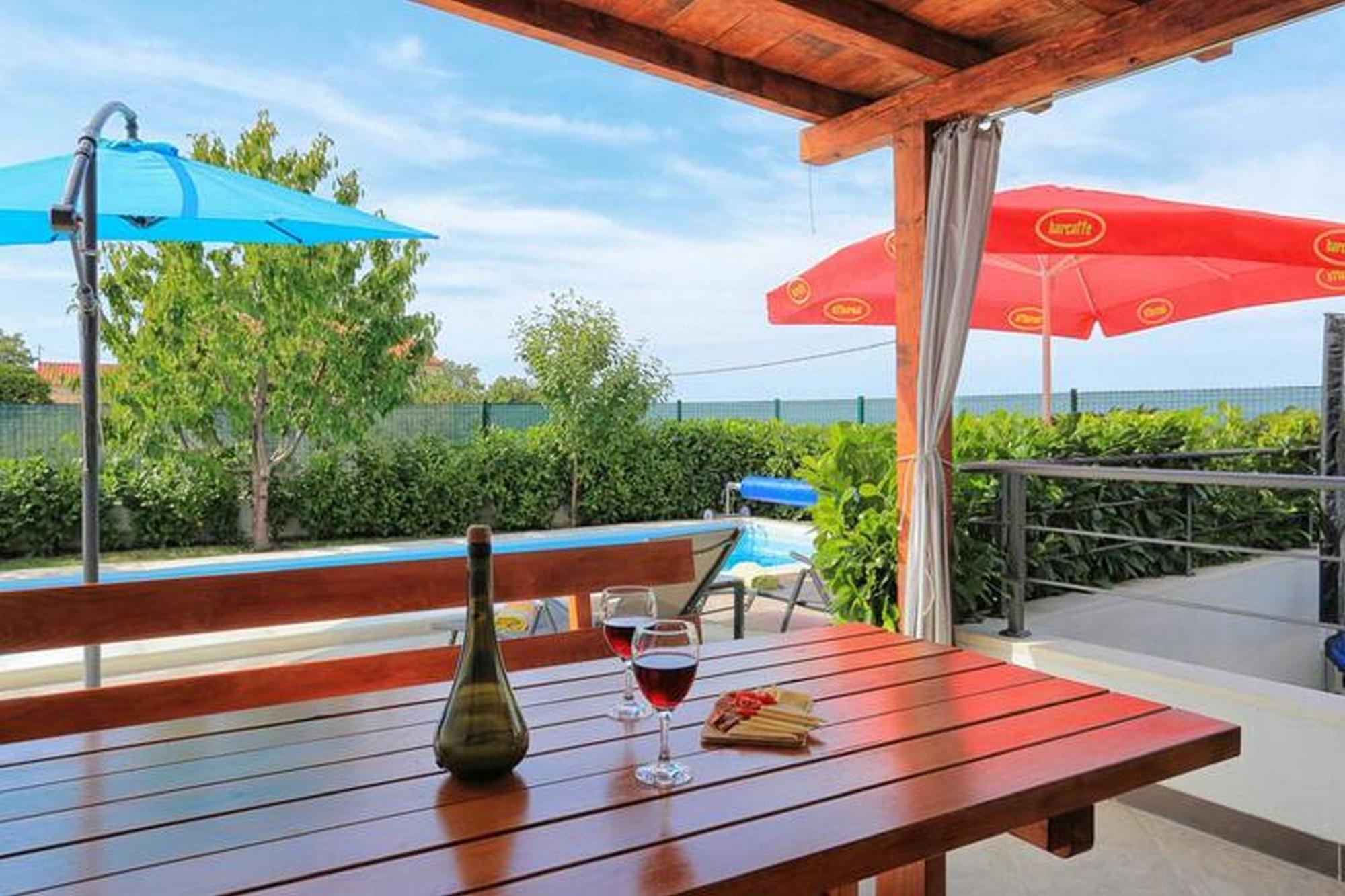 Holiday Home Mons Aureus Gornje Sitno Экстерьер фото